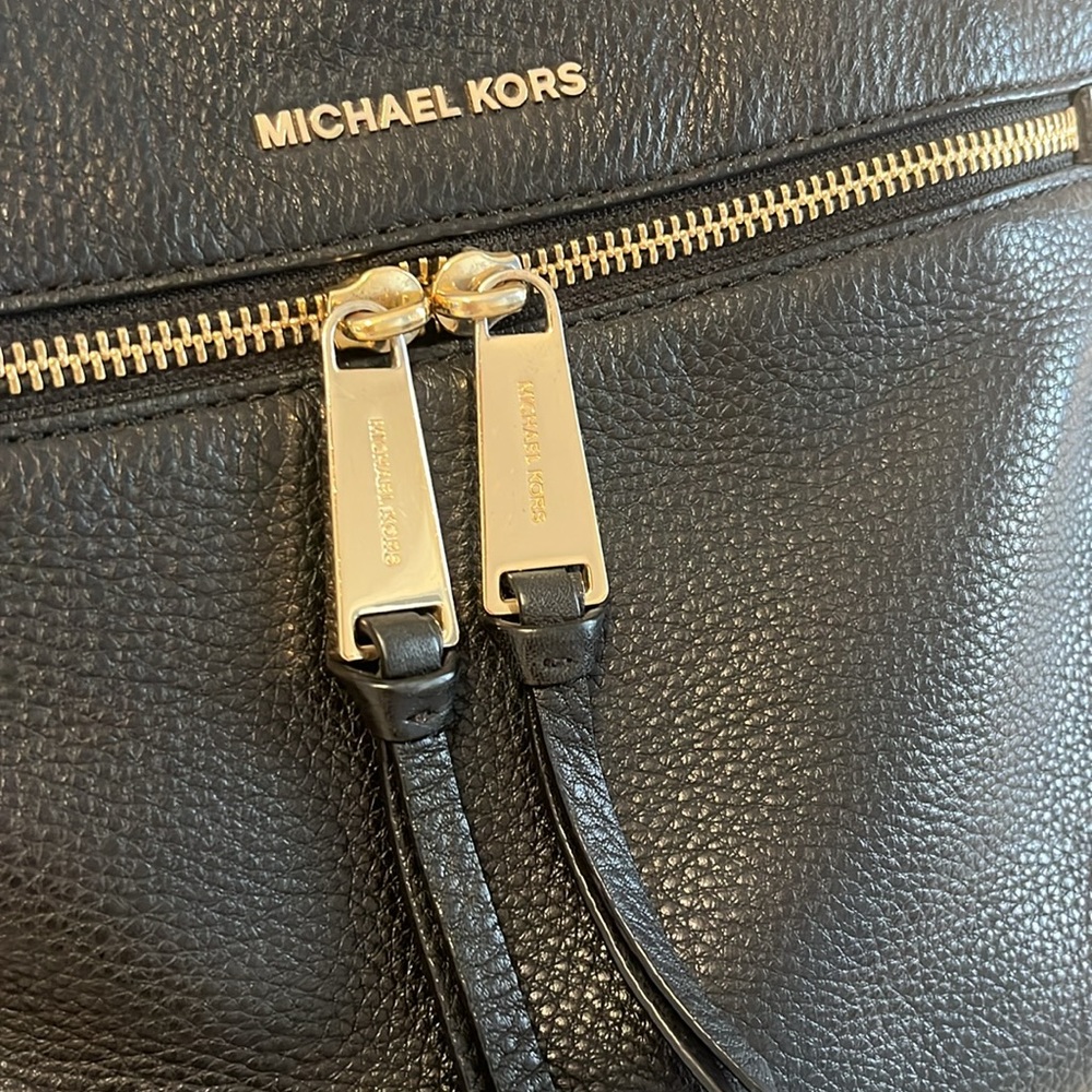 Michael Kors Rhea Pebbled Leather Zip Medium Slim Backpack (Black/Gold Hardware) - Picture 8 of 11